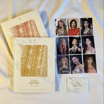 twice 모노그래프 feel special