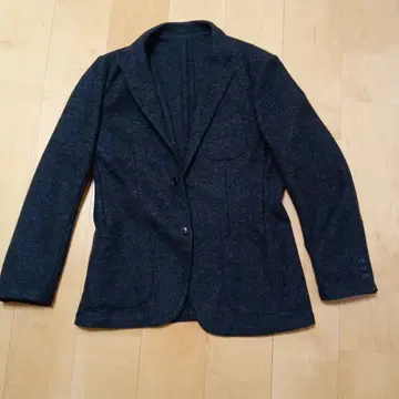UNIQLO 다크 그레이 자켓