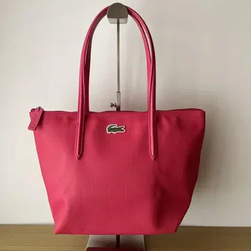LACOSTE/라코스테 푸치피케 스몰 사이즈 토트백