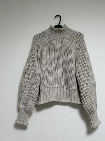 미사용 새상품 H&M 니트