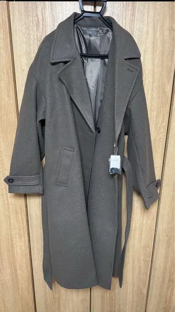 다크 브라운 체스터 코트 울 혼방