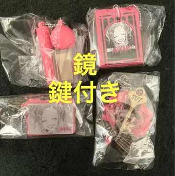 NANA PASSIONAL 미니 참 컬렉션 하치 4종 손거울 열쇠 포함