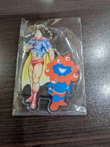 아크릴 키링 슈퍼히어로와 몬스터