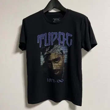 TUPAC 2PAC 그래픽 프린트 T셔츠 블랙