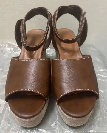 센스 오브 플레이스 어반 리서치 샌들 약 8.5cm 힐 브라운 M