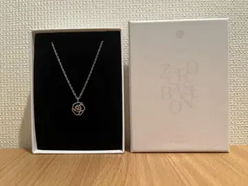 ZB1 펜 네이비 목걸이