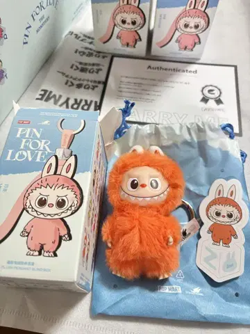 러브브 PIN FOR LOVE 펜던트 [ Z ]