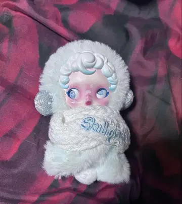 SKULLPANDA Winter Symphony 봉제 인형