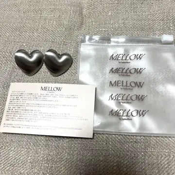 MELLOW 하트 귀걸이
