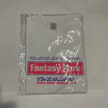TWICE FantasyPark 슬리브리스 화이트 L