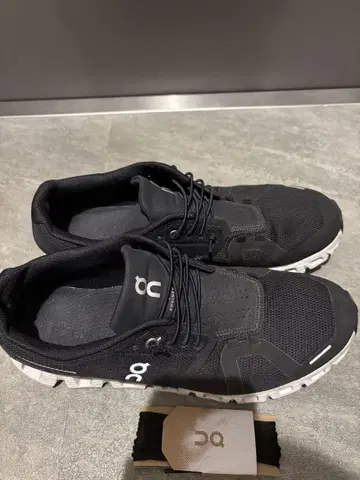 온클라우드 5 (블랙 화이트) 28cm