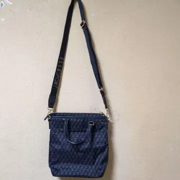 ELLESPORT 네이비 숄더백