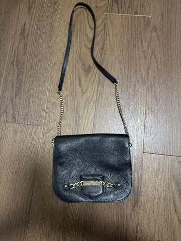 JIMMY CHOO 블랙 숄더백