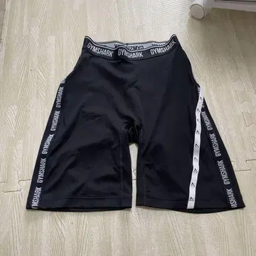 시착만 한 상품 짐샤크 헬스장 gymshark 레깅스 트레이닝