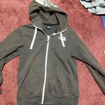 THE NORTH FACE 브라운 후드 부착 후드티