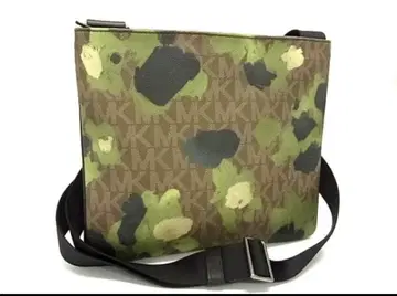 Michael Kors 숄더백 카모 패턴