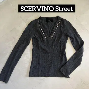 [ 새상품급 ] SCERVINO Street 그레이 V넥 비쥬 스웨터