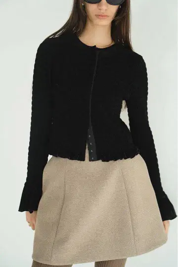 CLANE SHIRRING DESIGN BLOUSE