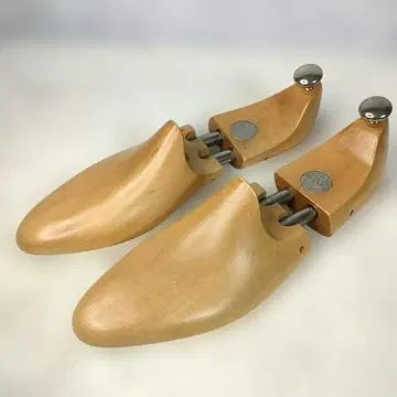 JOHN LOBB 존 롭 슈트리