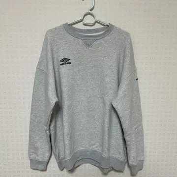 UMBRO 그레이 맨투맨 트레이닝복