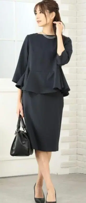 DRESS LAB 드레스라보 스커트 셋업 네이비
