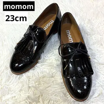 momom 프린지 로퍼 펀칭 디자인 블랙 23cm
