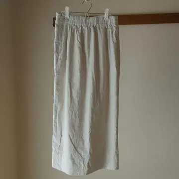 유나이티드 애로우즈 아이보리 스커트