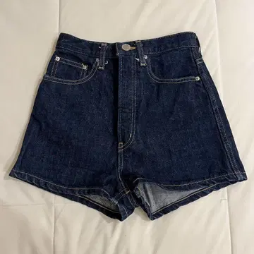 SLY JEANS 다크 데님 숏팬츠 하이웨스트