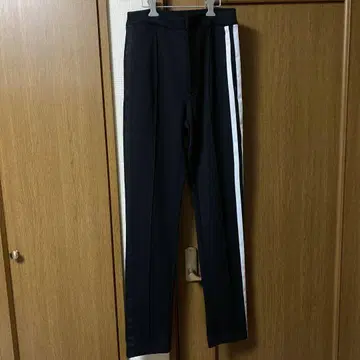 Y-3 하이 웨이스트 매트 트랙 팬츠