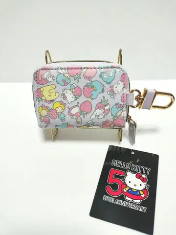 새상품 산리오 헬로키티 50주년 키케이스