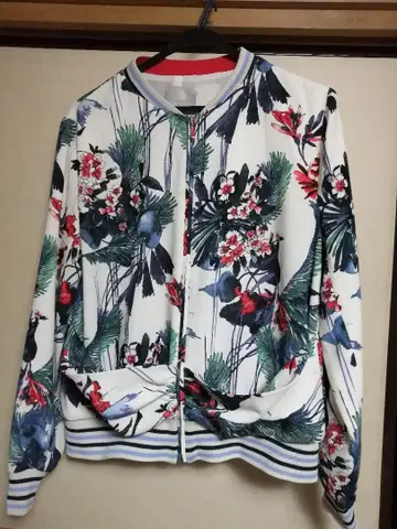 ZARA 꽃무늬 자켓 블루종