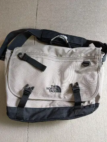 THE NORTH FACE 메신저 백 베이지/블랙