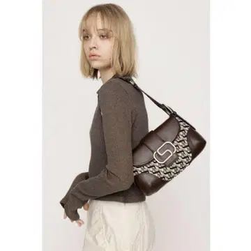 SLY / S BADGE BUCKLE BAG 핸드백