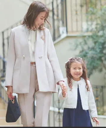 미사용 노카라 코쿤 페플럼 슬림 팬츠 수트 L 아이보리
