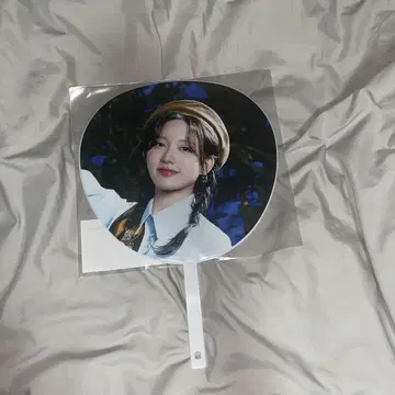 IVE 가을이 부채