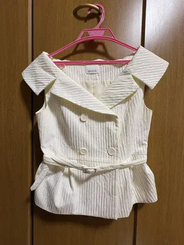 ERADIE 아이보리 더블 버튼 블라우스