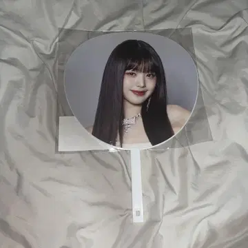IVE 원영 부채