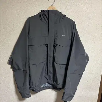 HUF GUIDE SHELL JACKET 하프 쉘 자켓