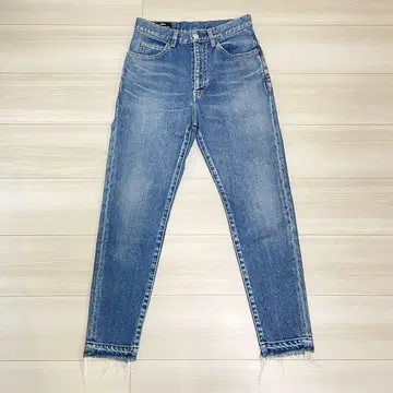 THE NEWHOUSE 더 뉴하우스 TNH Jeans 23