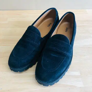 새상품급 SHIPS 스웨이드 코인 로퍼 블랙 27cm