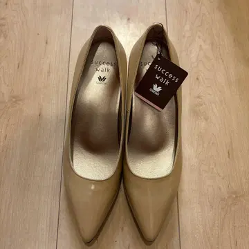 Success Walk 베이지 하이힐 22.5cm