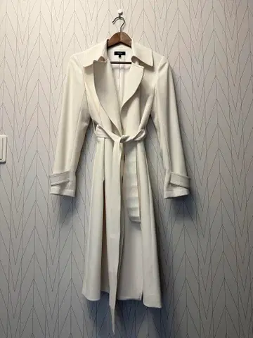 Theory 화이트 트렌치코트 스프링 코트