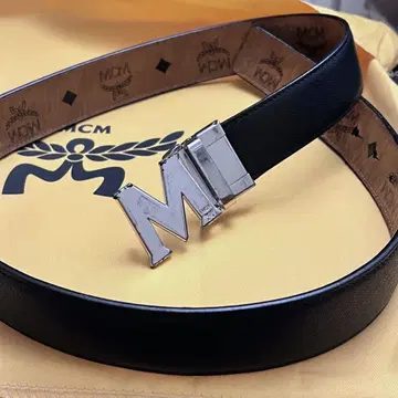 MCM Claus 리버서블 벨트 블랙 실버 금장 장식 가죽