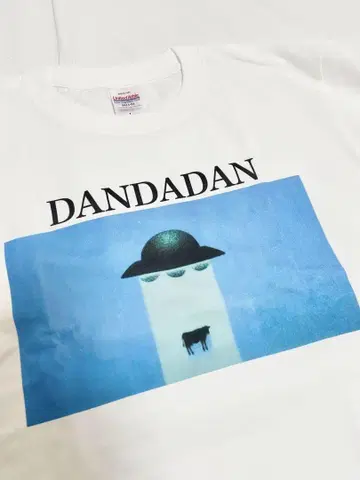 다단단 UFO 소 그래픽 티셔츠 긴팔 티셔츠
