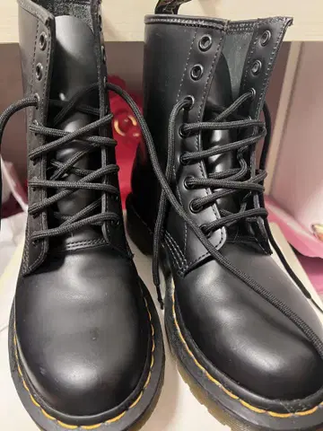 새상품급! Dr. Martens 닥터마틴 1460 W 8홀 부츠