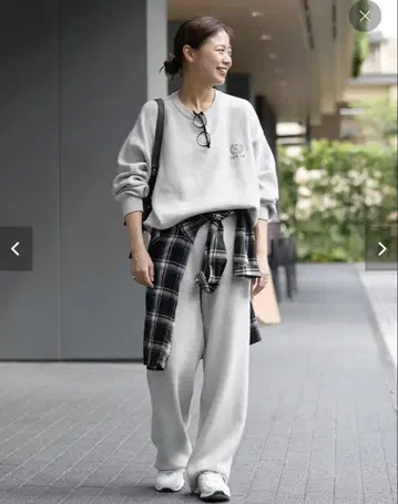 [ JOURNALSTANDARDrelume ] 엠블럼 니트 셋업