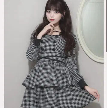 pium 크로스 벨트 티어드 원피스 블랙 믹스 긴팔