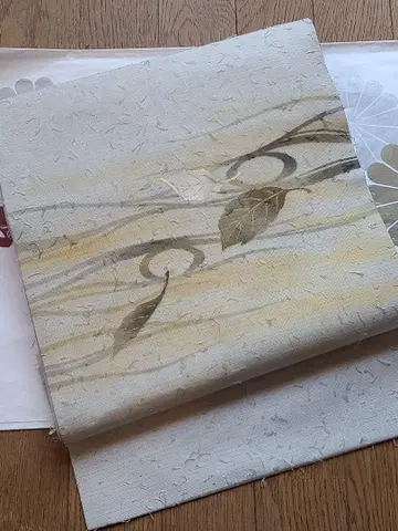 금채 손그림 잎 무늬 나고야 오비 작가 작품 히게츠무기 순수 실크