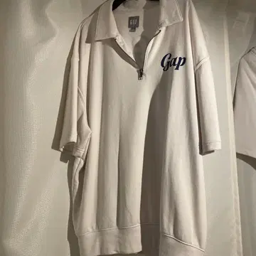 Gap 화이트 집업 트레이닝복과 숏팬츠 세트 L 셋업