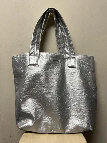 zucca 실버 주름 가공 토트백